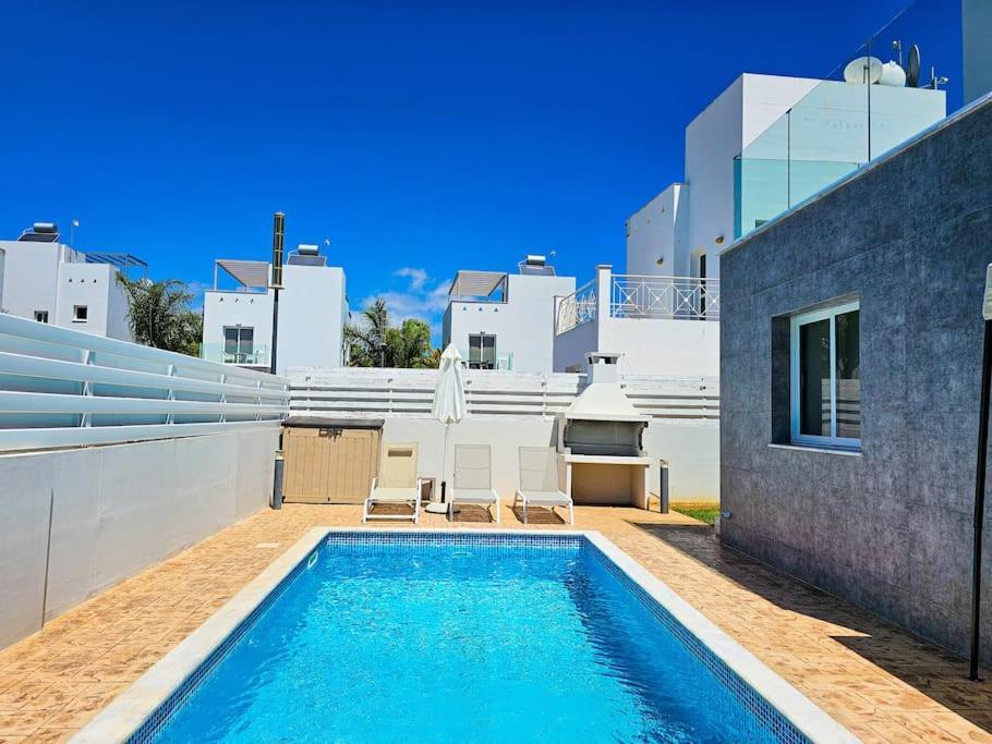 Villa Nissi Agia Napa